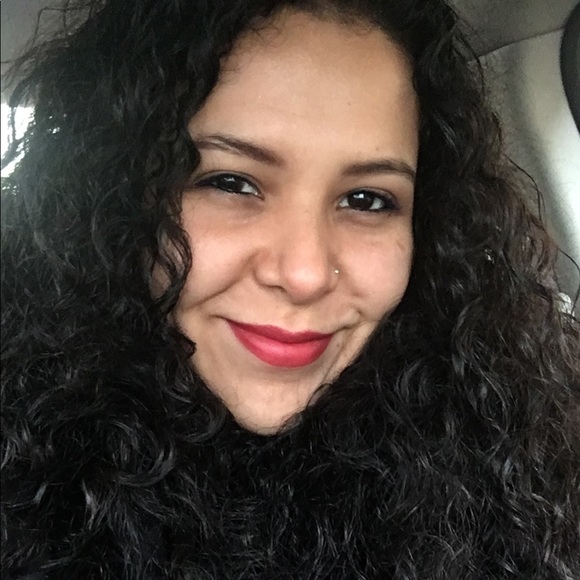 Meet your Posher, Linda - Picture 1 of 1